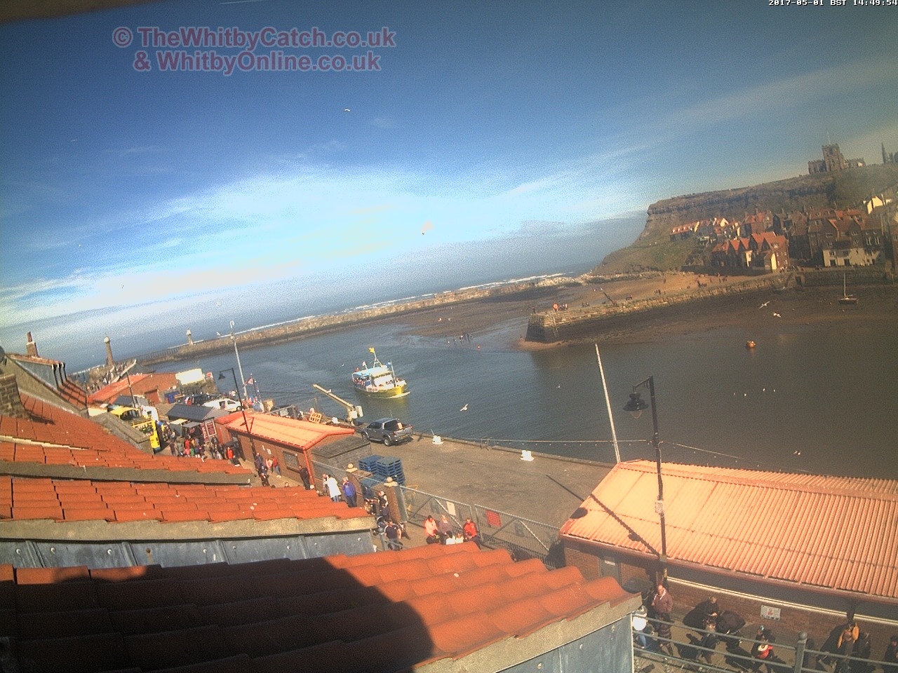 Whitby Mon 1st May 2017 14:50.