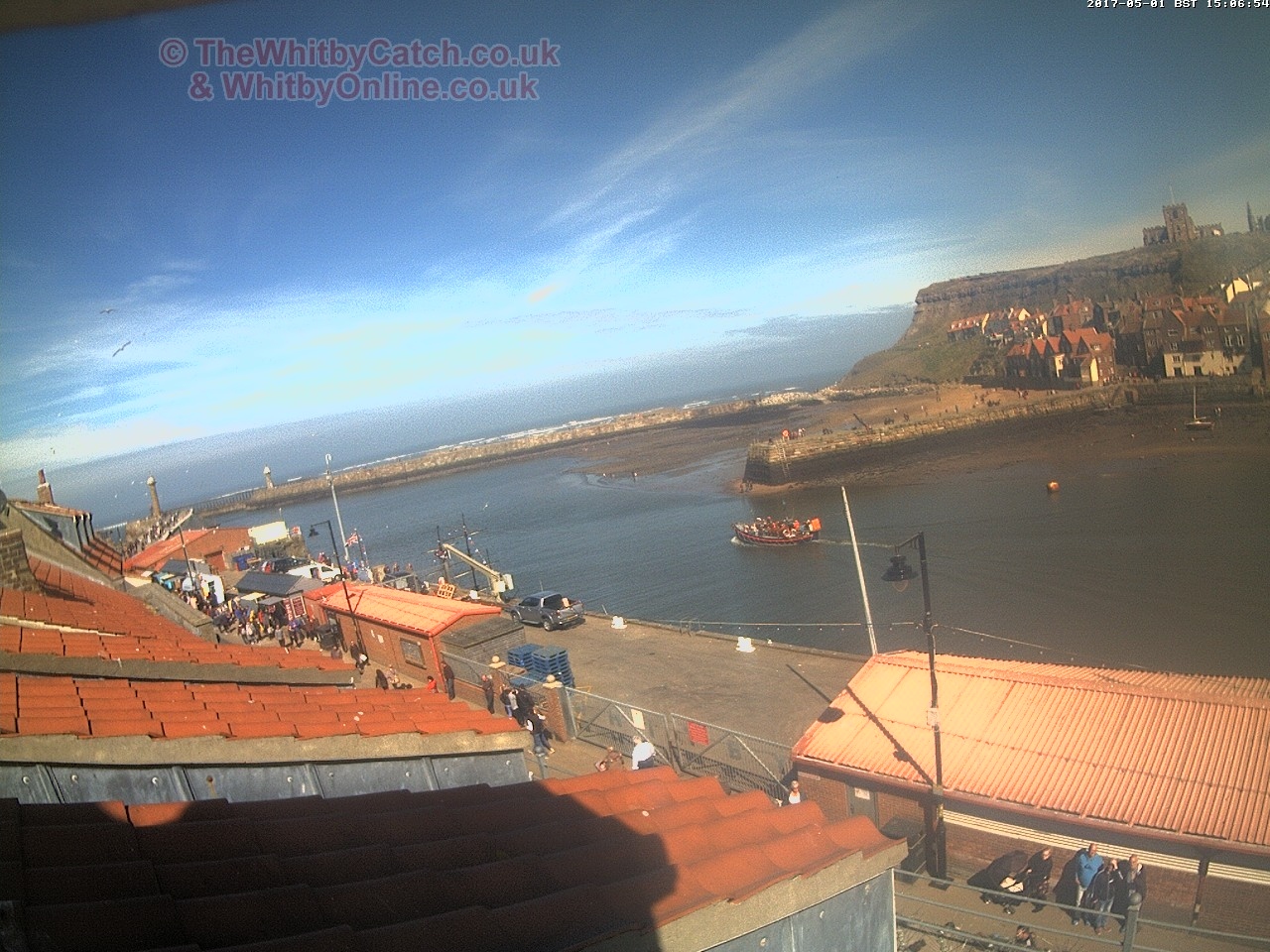 Whitby Mon 1st May 2017 15:07.