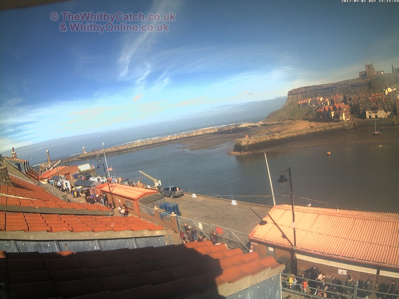 Whitby Mon 1st May 2017 15:16.