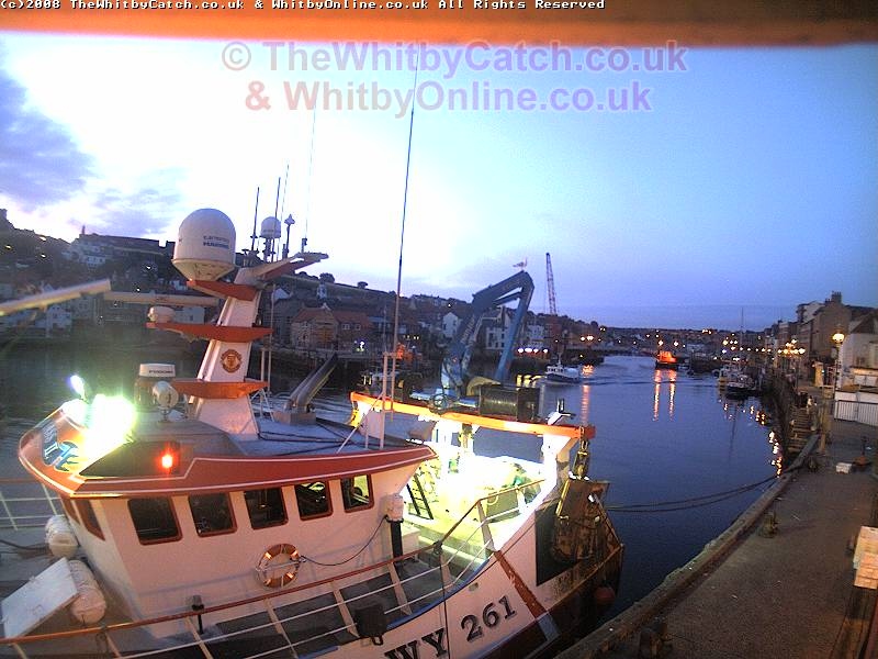 Whitby Mon 3rd August 2009 04:56.