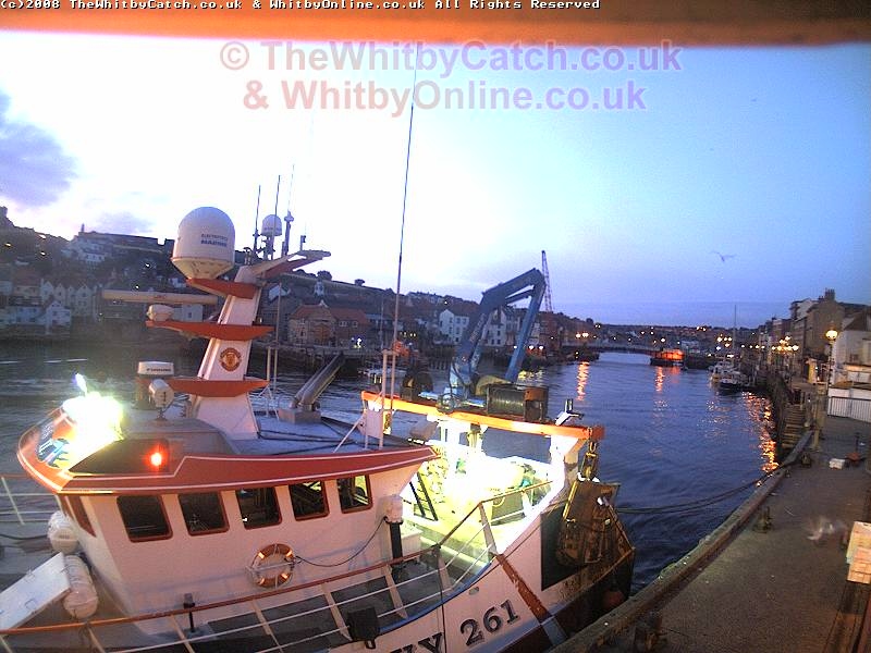 Whitby Mon 3rd August 2009 04:57.