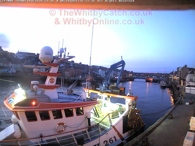 Whitby Mon 3rd August 2009 04:59.