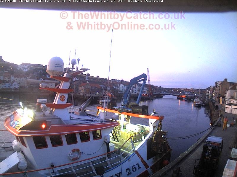 Whitby Mon 3rd August 2009 05:05.