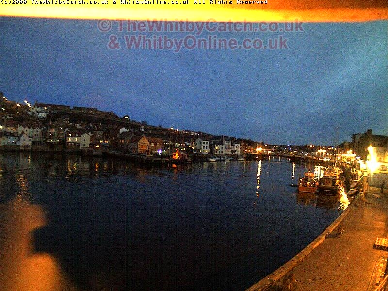 Whitby Mon 2nd November 2009 16:57.