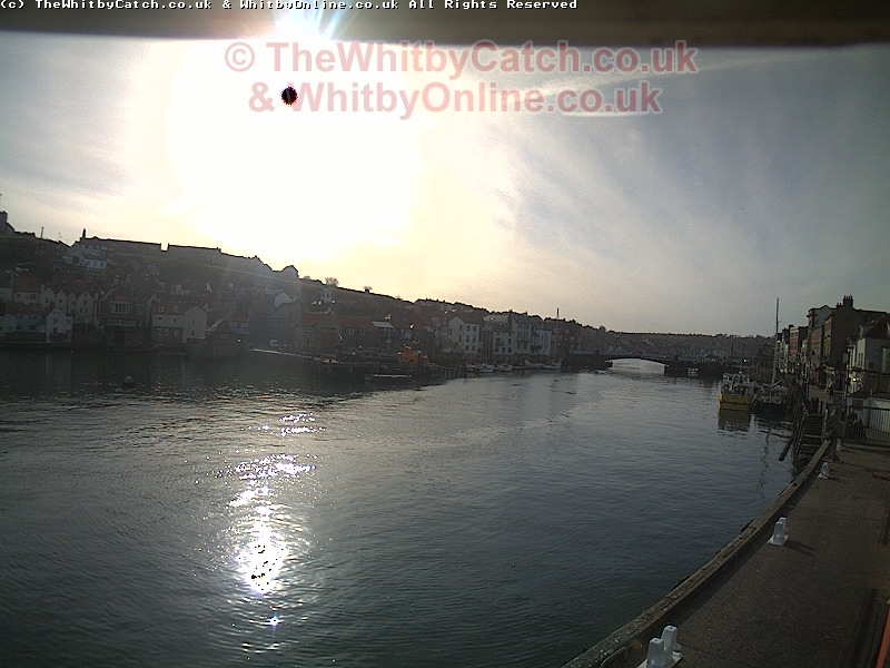 Whitby Sun 10th April 2011 09:08.