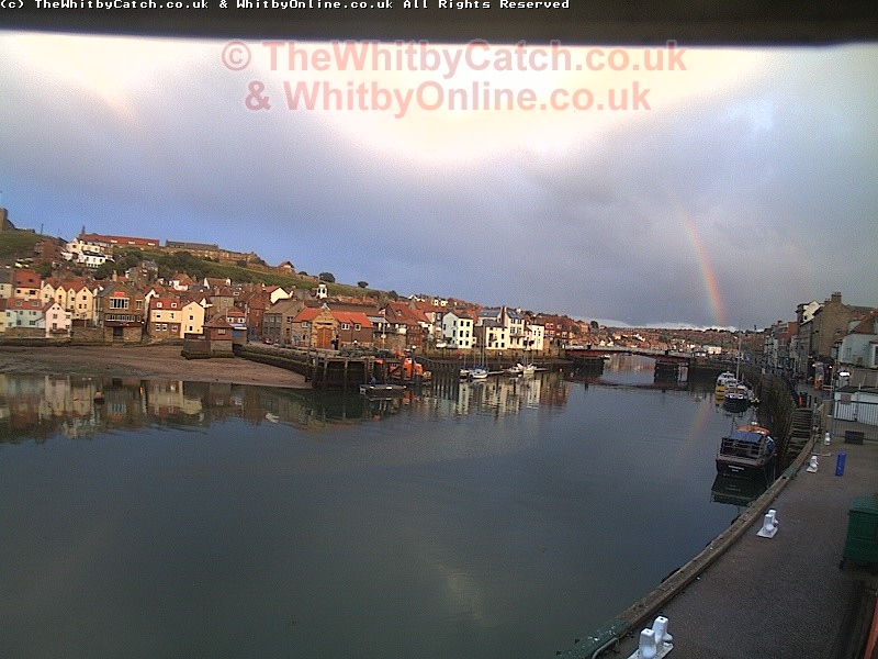 Whitby Mon 30th May 2011 20:23.
