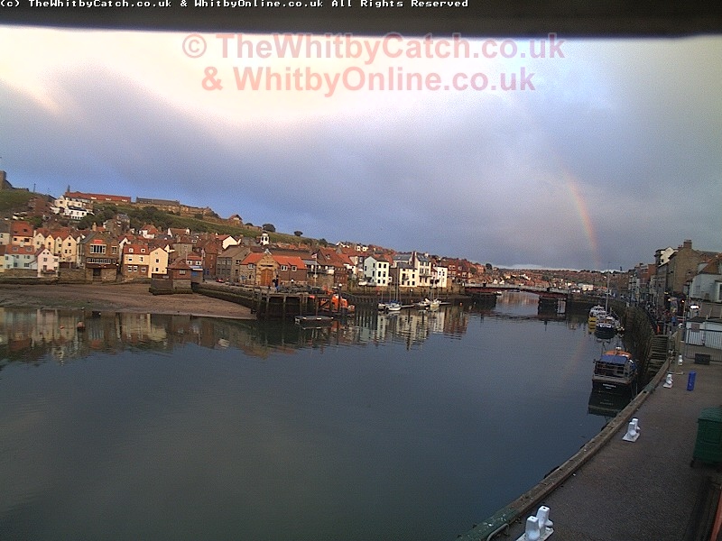 Whitby Mon 30th May 2011 20:26.