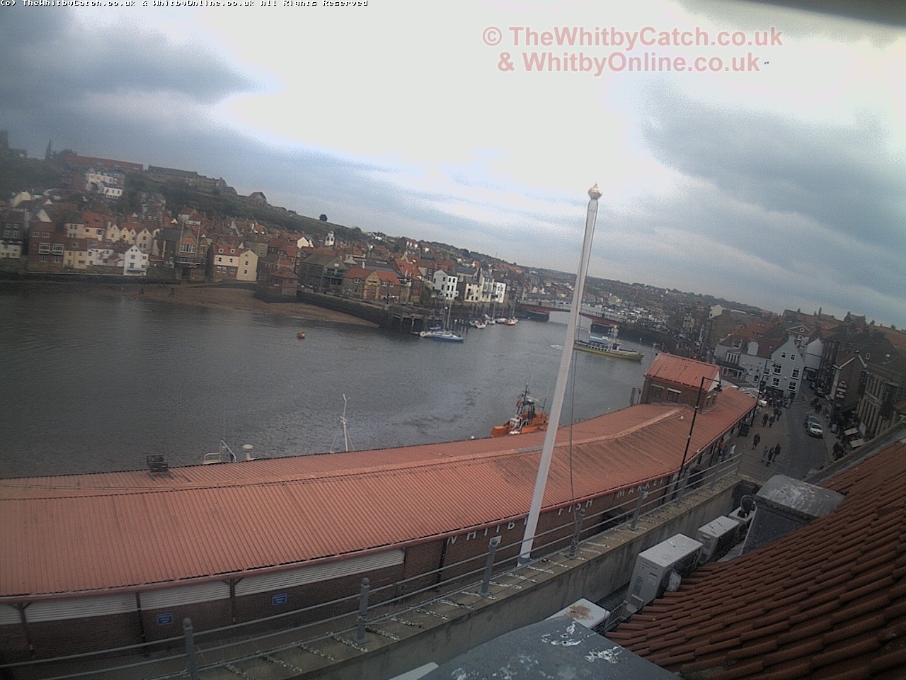 Whitby Sat 29th April 2017 15:37.