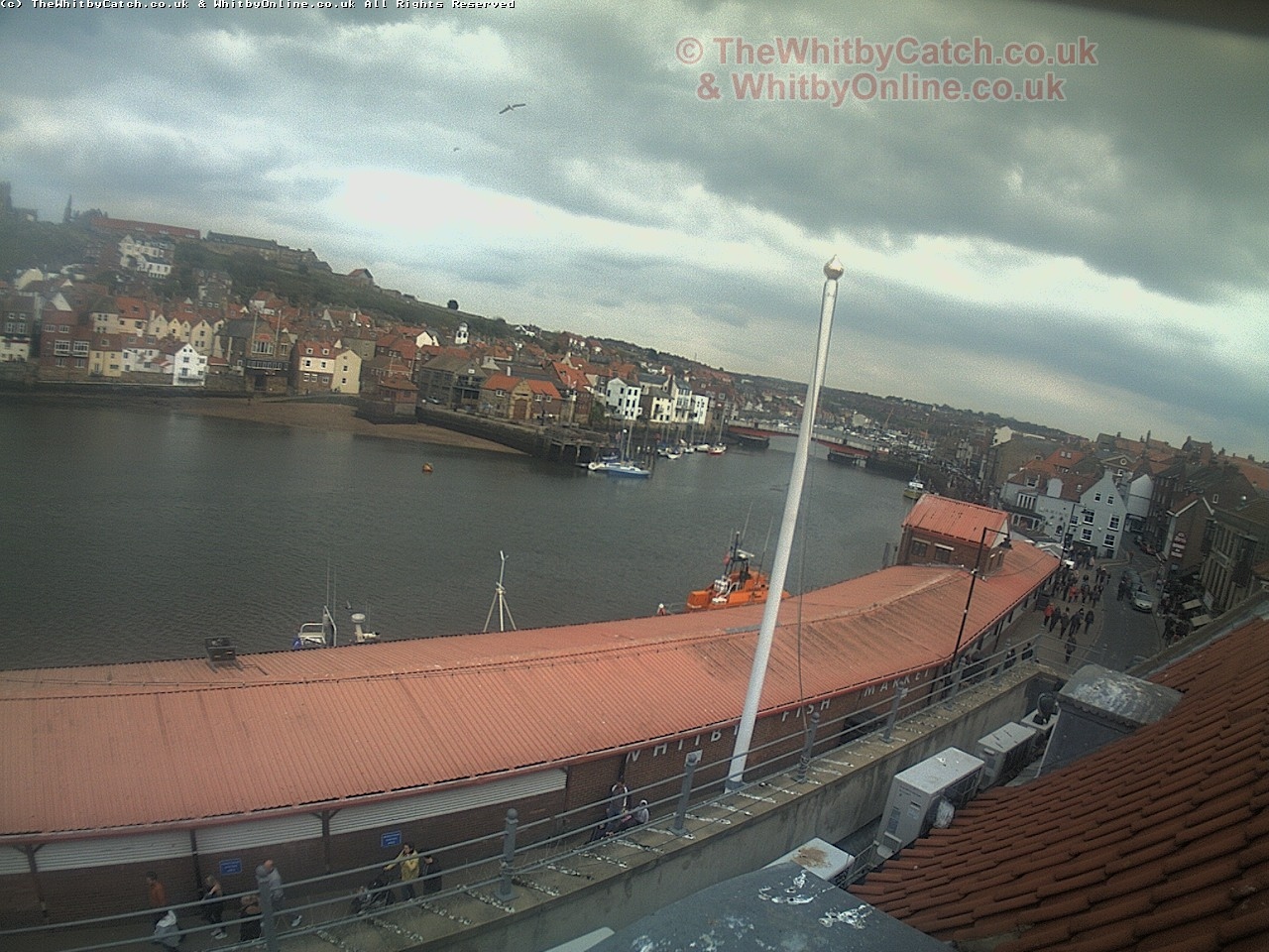 Whitby Sat 29th April 2017 15:47.