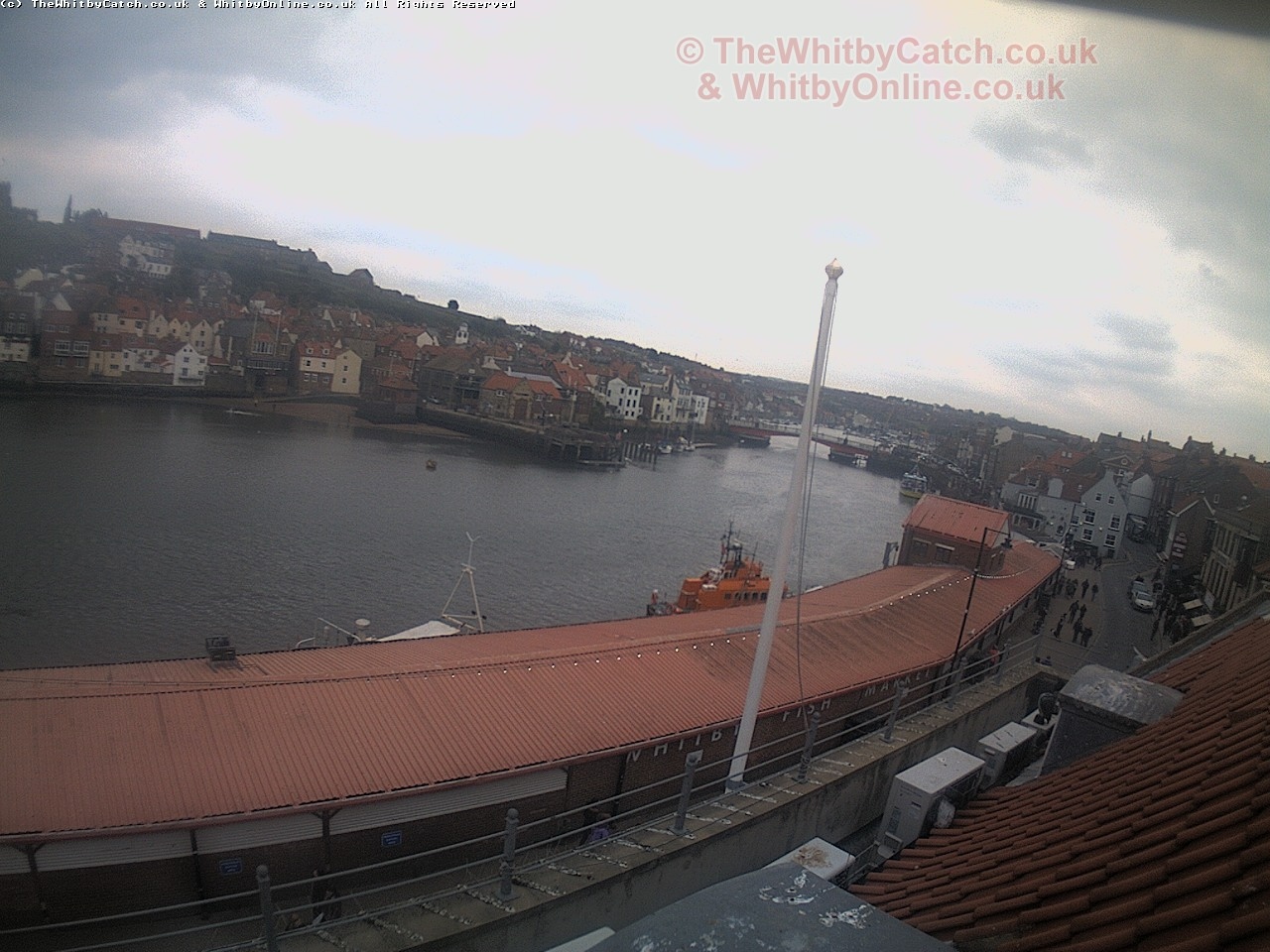 Whitby Sat 29th April 2017 16:09.