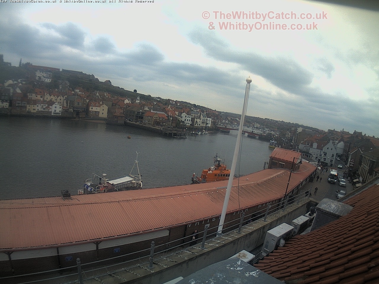 Whitby Sat 29th April 2017 16:37.