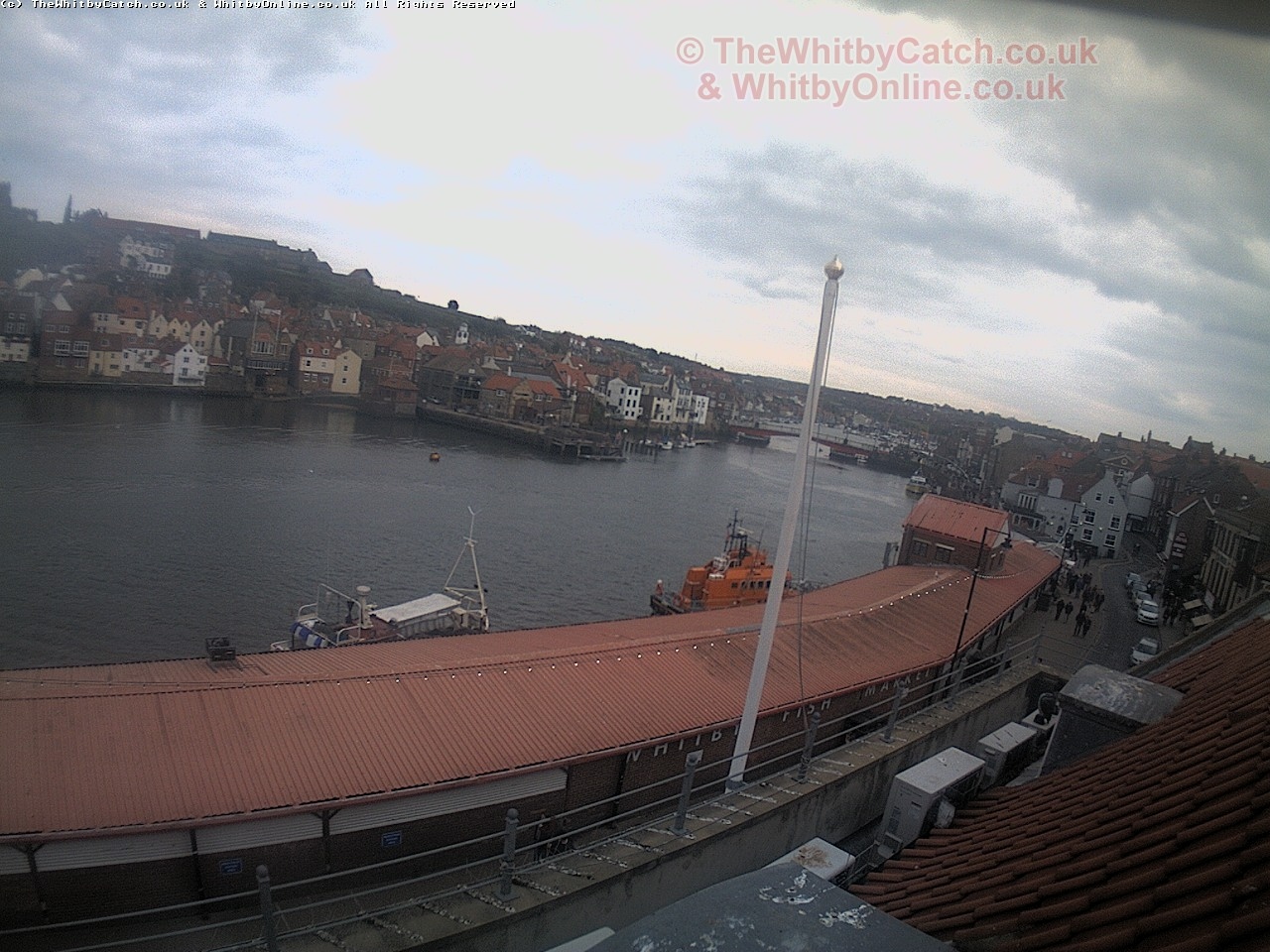 Whitby Sat 29th April 2017 16:58.