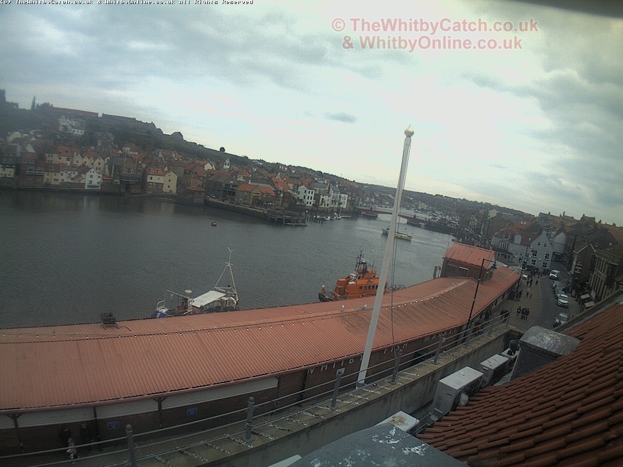 Whitby Sat 29th April 2017 17:03.