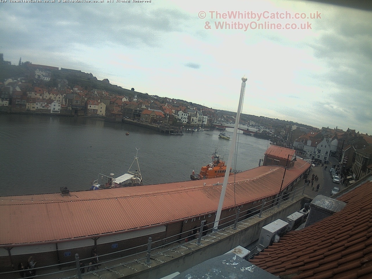 Whitby Sat 29th April 2017 17:04.