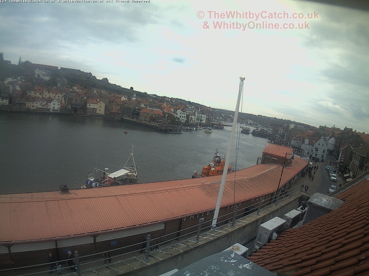 Whitby Sat 29th April 2017 17:05.