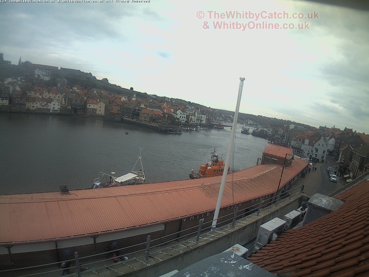 Whitby Sat 29th April 2017 17:06.