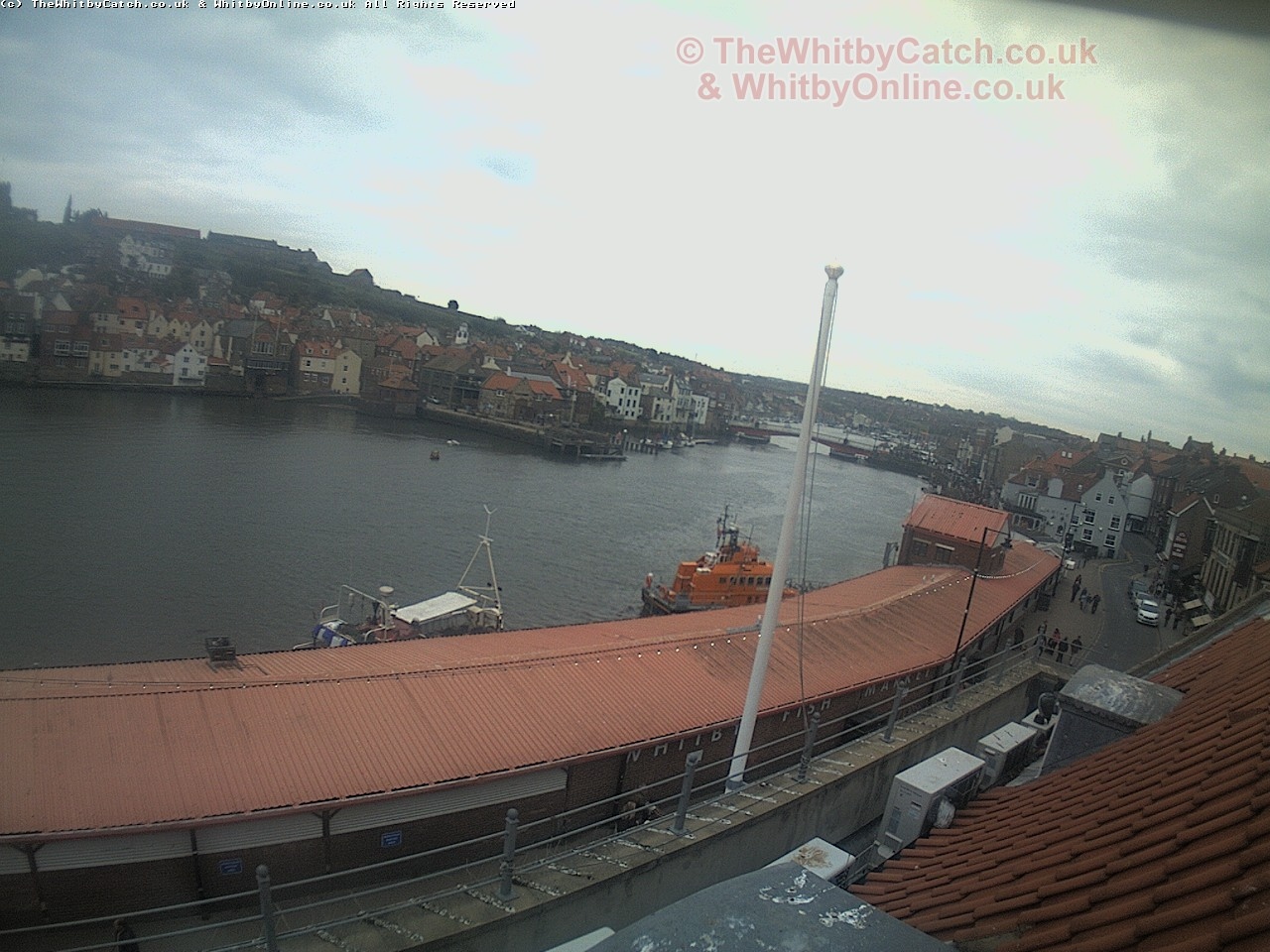 Whitby Sat 29th April 2017 17:07.