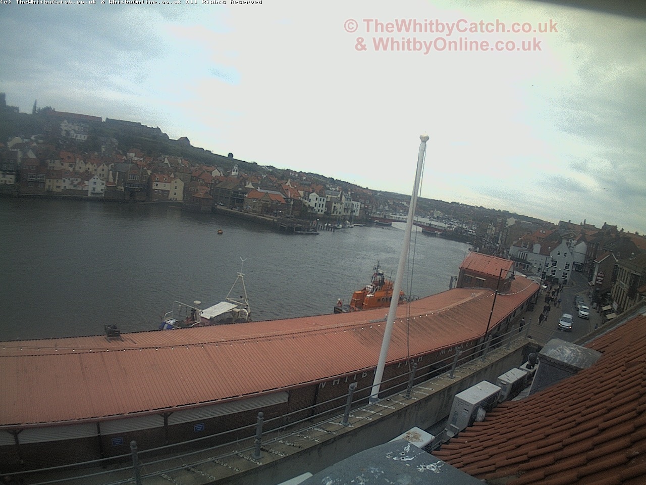 Whitby Sat 29th April 2017 17:08.