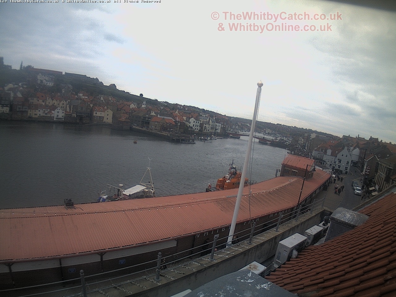 Whitby Sat 29th April 2017 17:09.