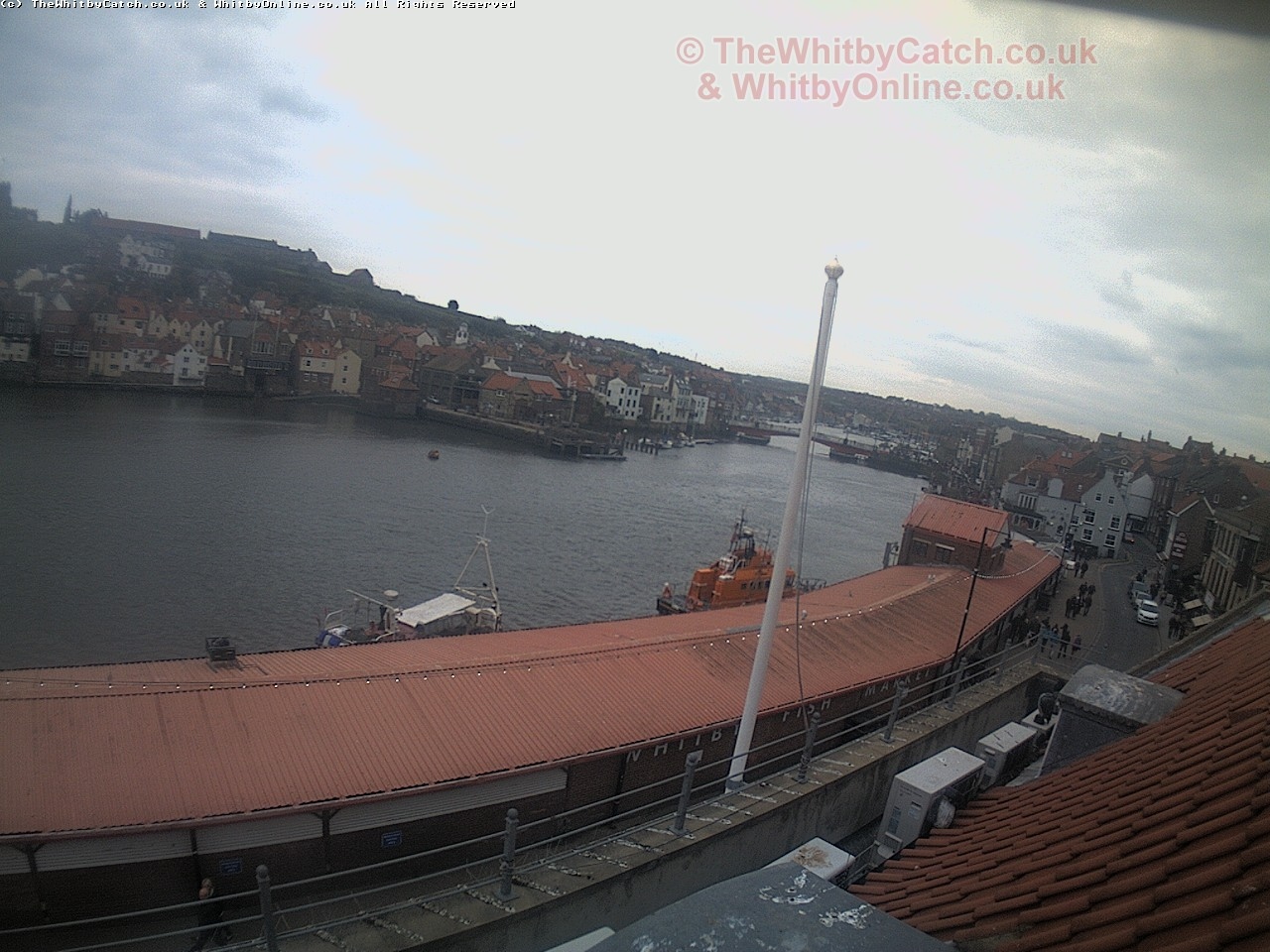 Whitby Sat 29th April 2017 17:10.