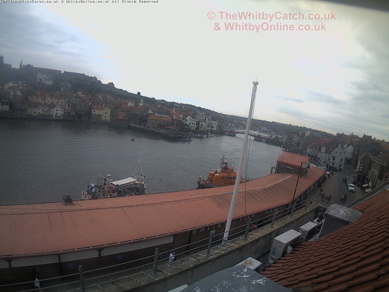 Whitby Sat 29th April 2017 17:13.