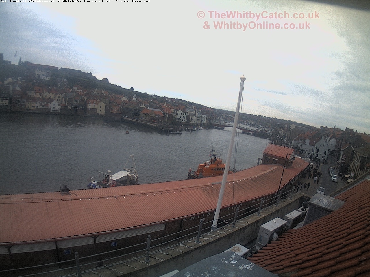 Whitby Sat 29th April 2017 17:14.