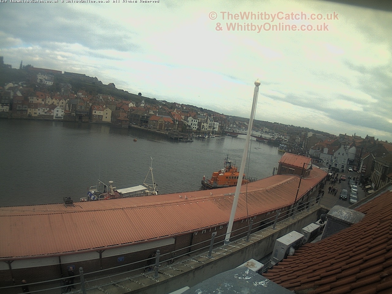 Whitby Sat 29th April 2017 17:35.