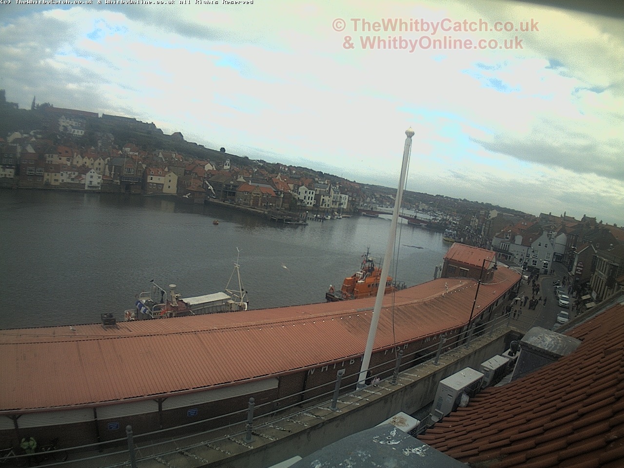 Whitby Sat 29th April 2017 17:44.