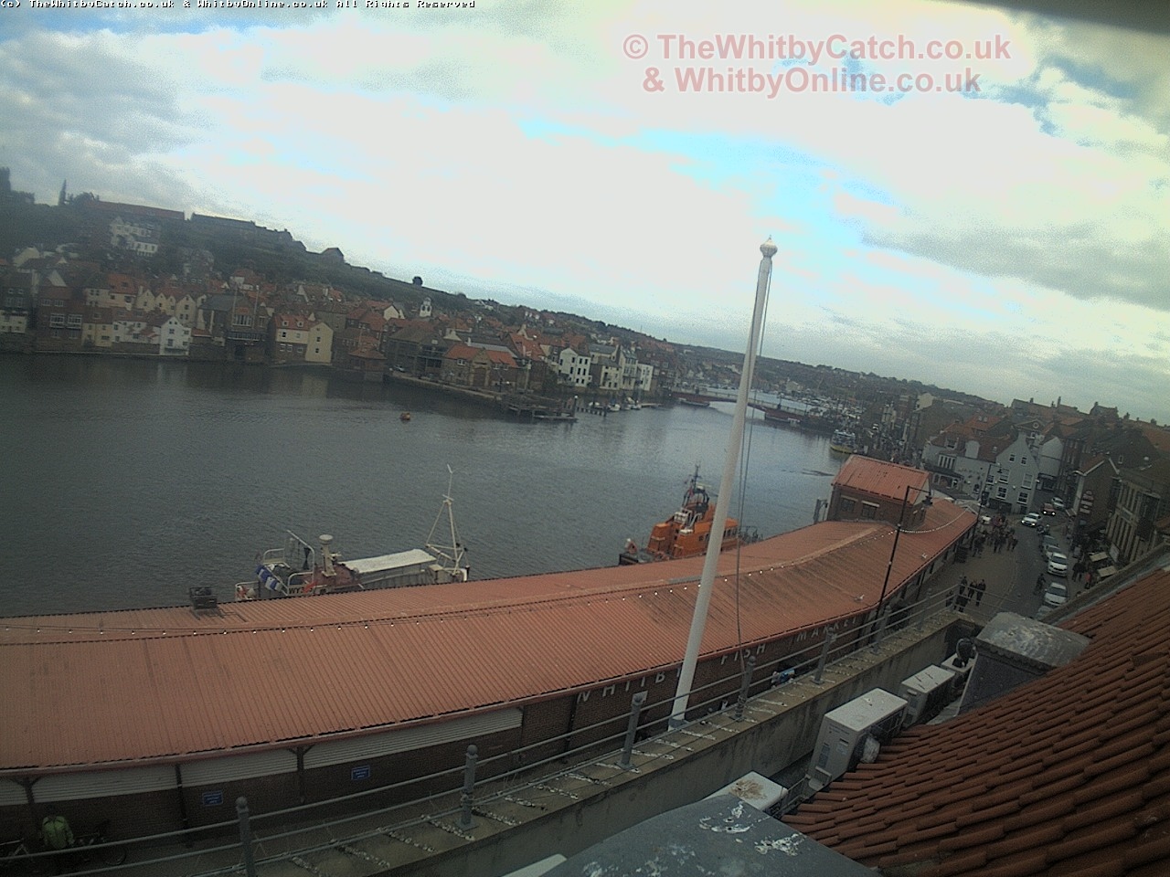 Whitby Sat 29th April 2017 17:46.