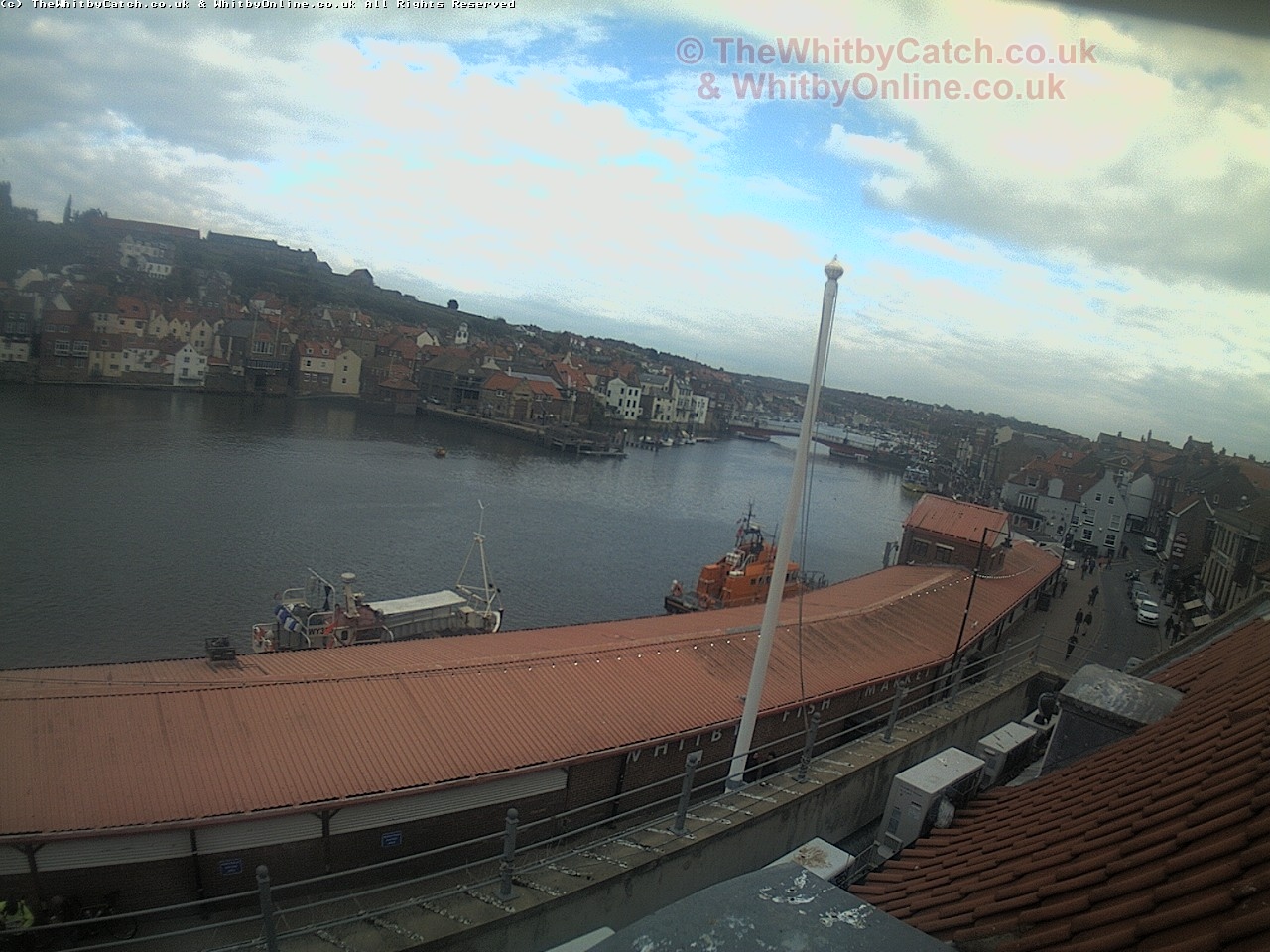 Whitby Sat 29th April 2017 17:48.