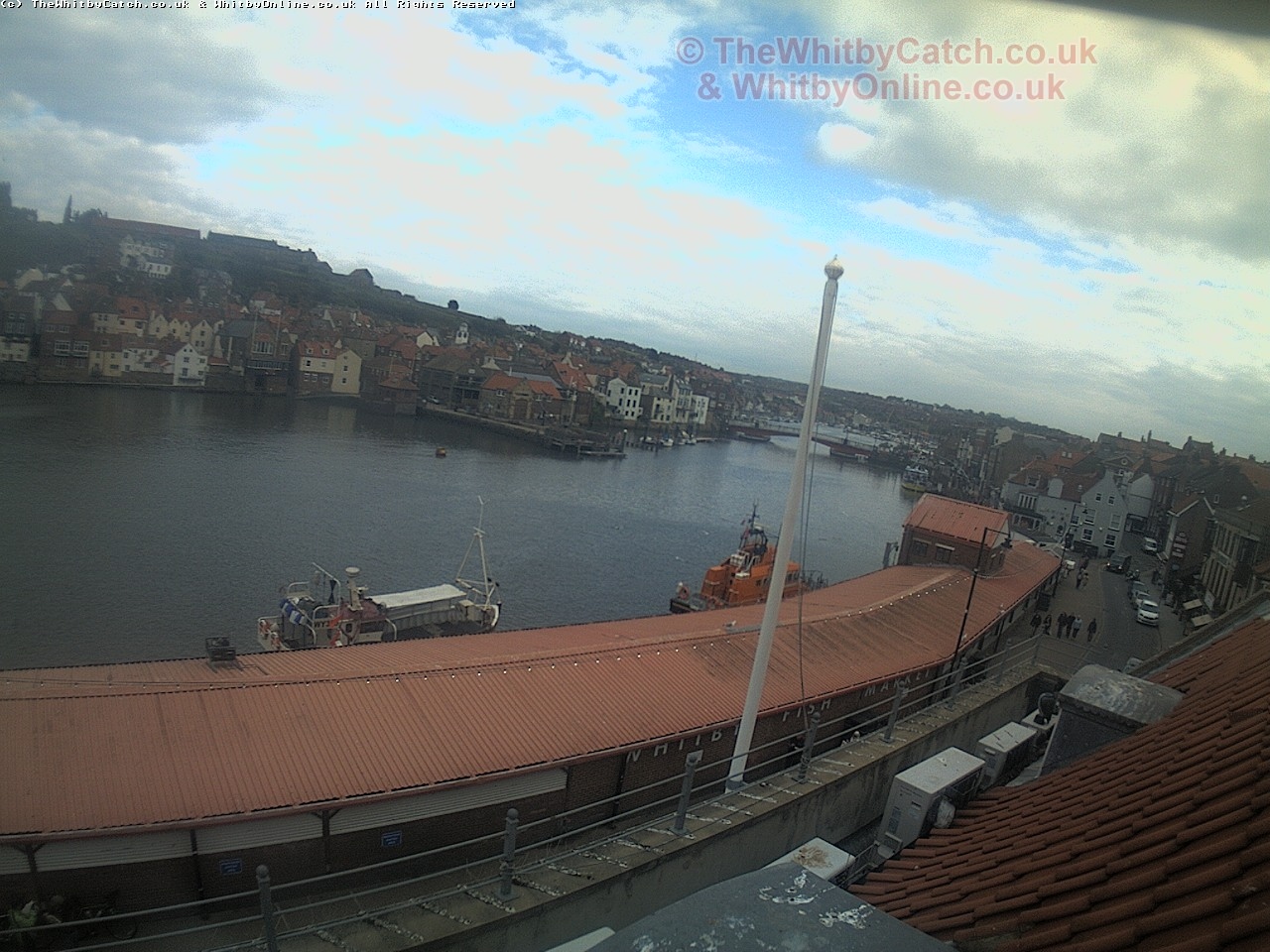 Whitby Sat 29th April 2017 17:49.