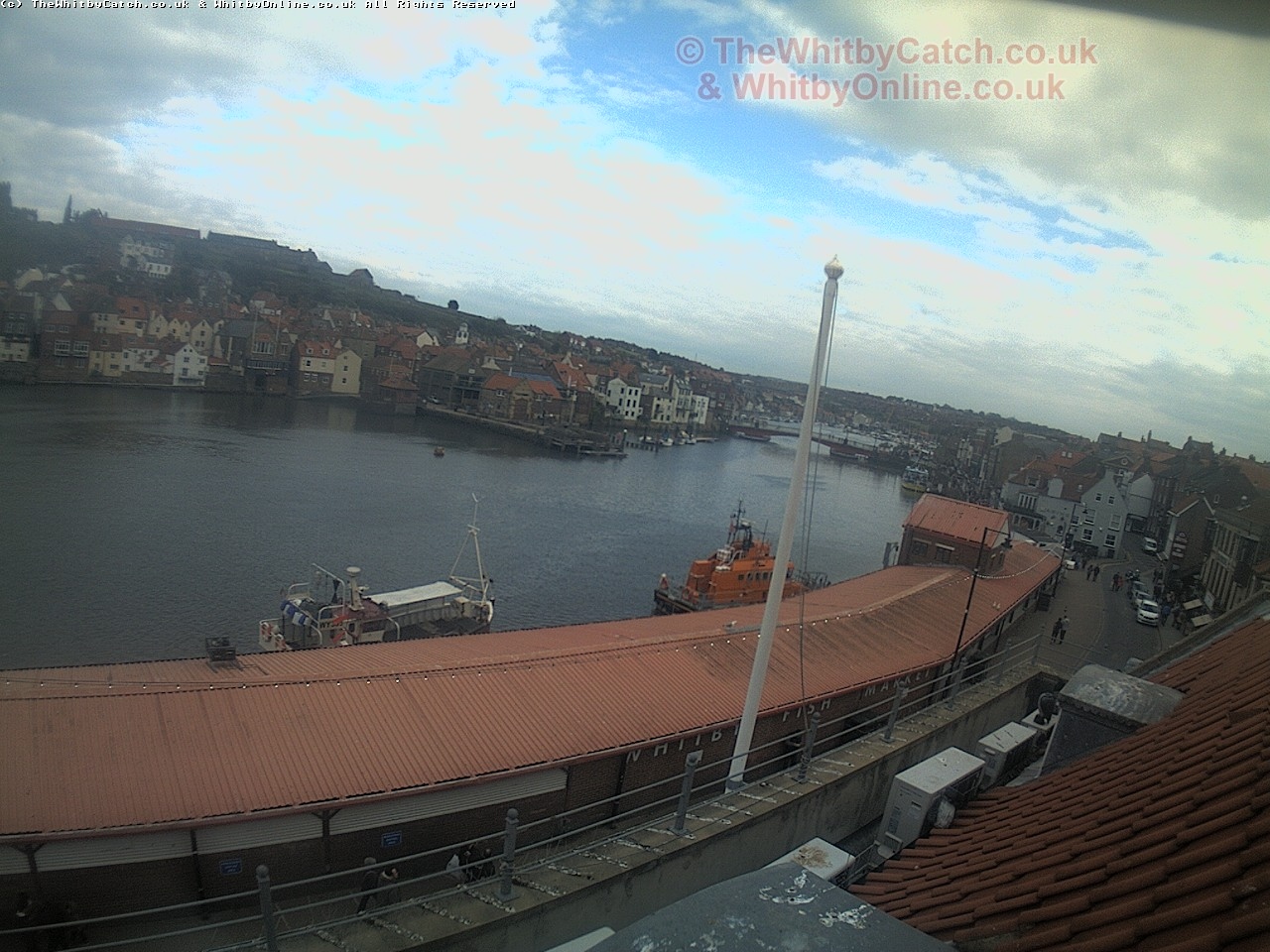 Whitby Sat 29th April 2017 17:50.