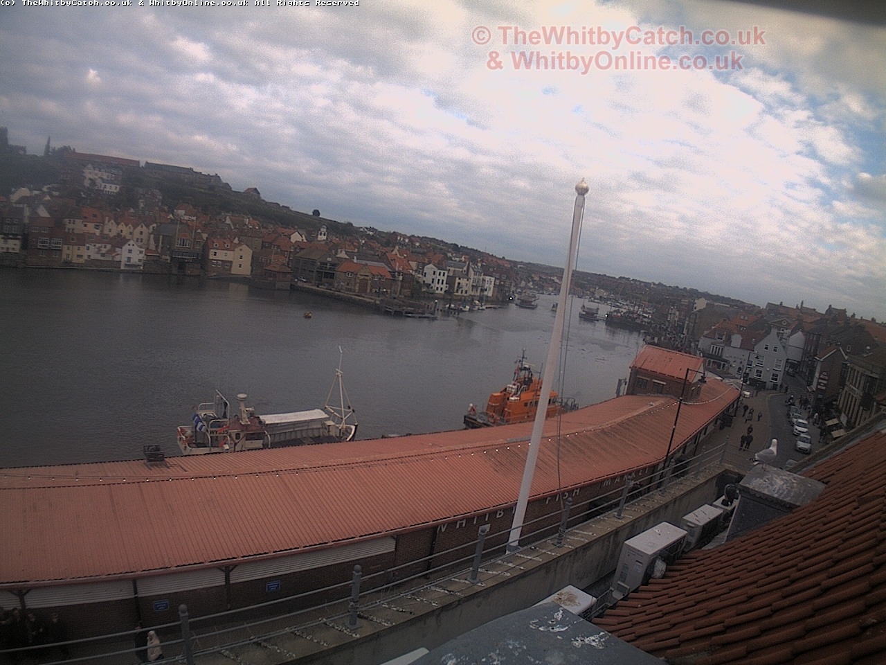 Whitby Sat 29th April 2017 18:05.