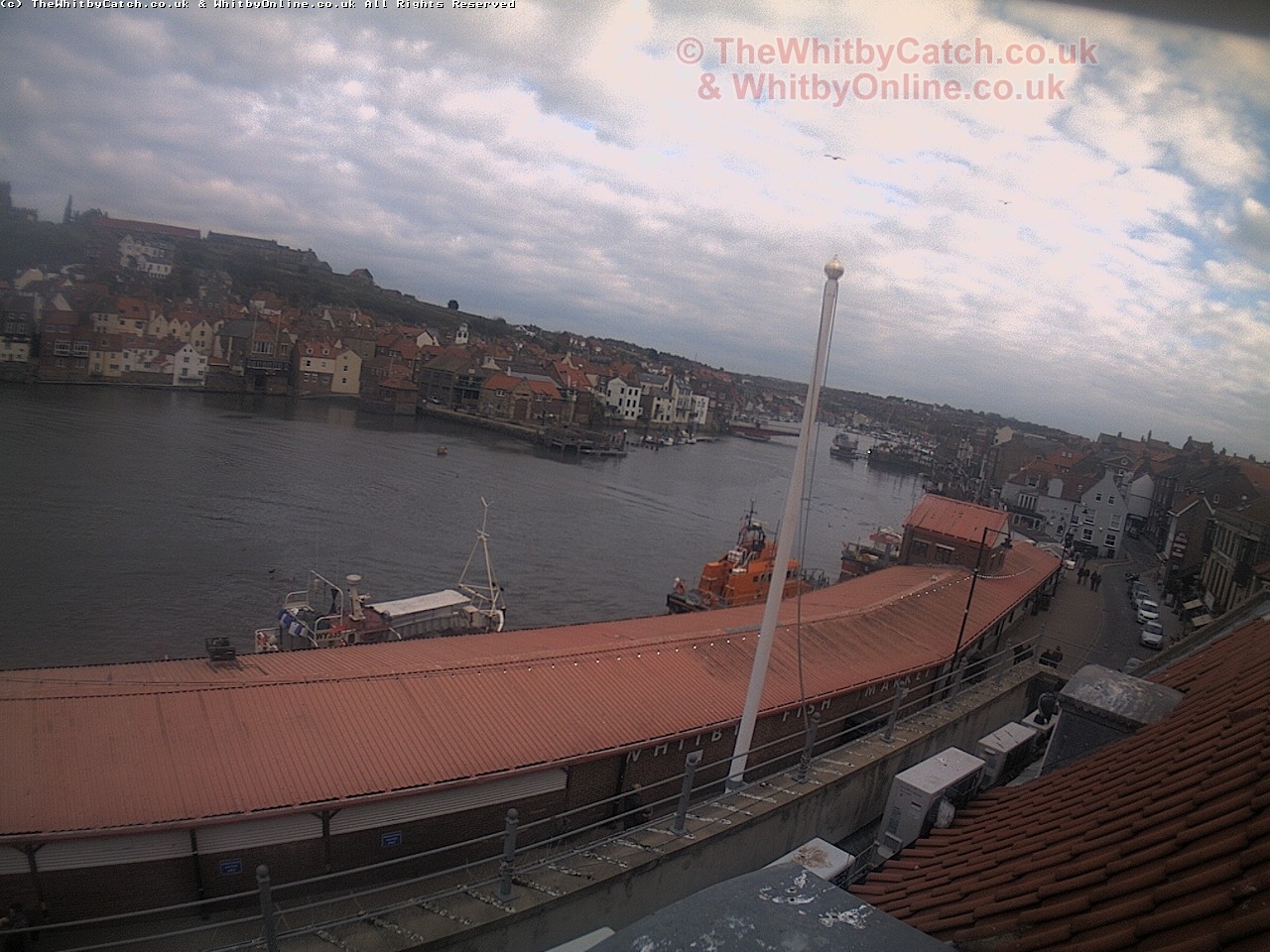 Whitby Sat 29th April 2017 18:06.