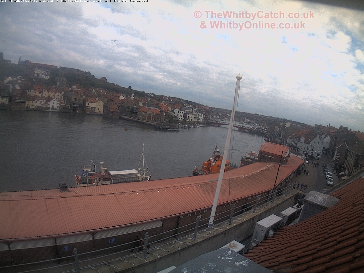 Whitby Sat 29th April 2017 18:08.