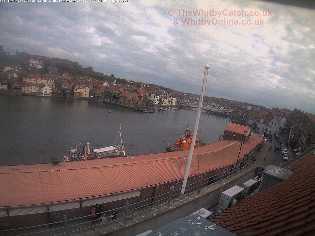 Whitby Sat 29th April 2017 18:16.