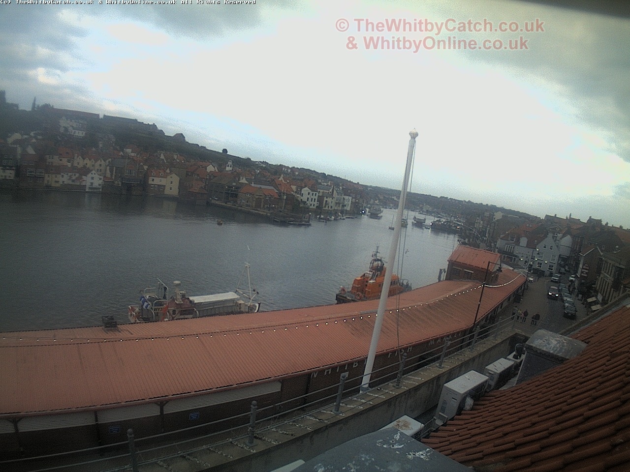 Whitby Sat 29th April 2017 19:05.