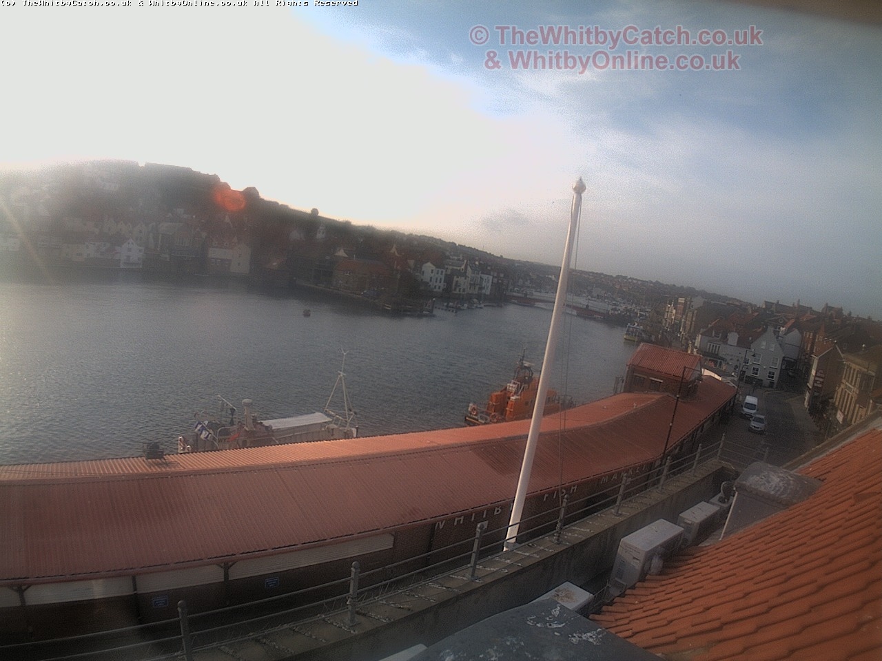 Whitby Sun 30th April 2017 07:04.