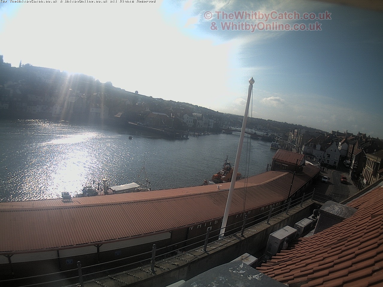 Whitby Sun 30th April 2017 09:17.