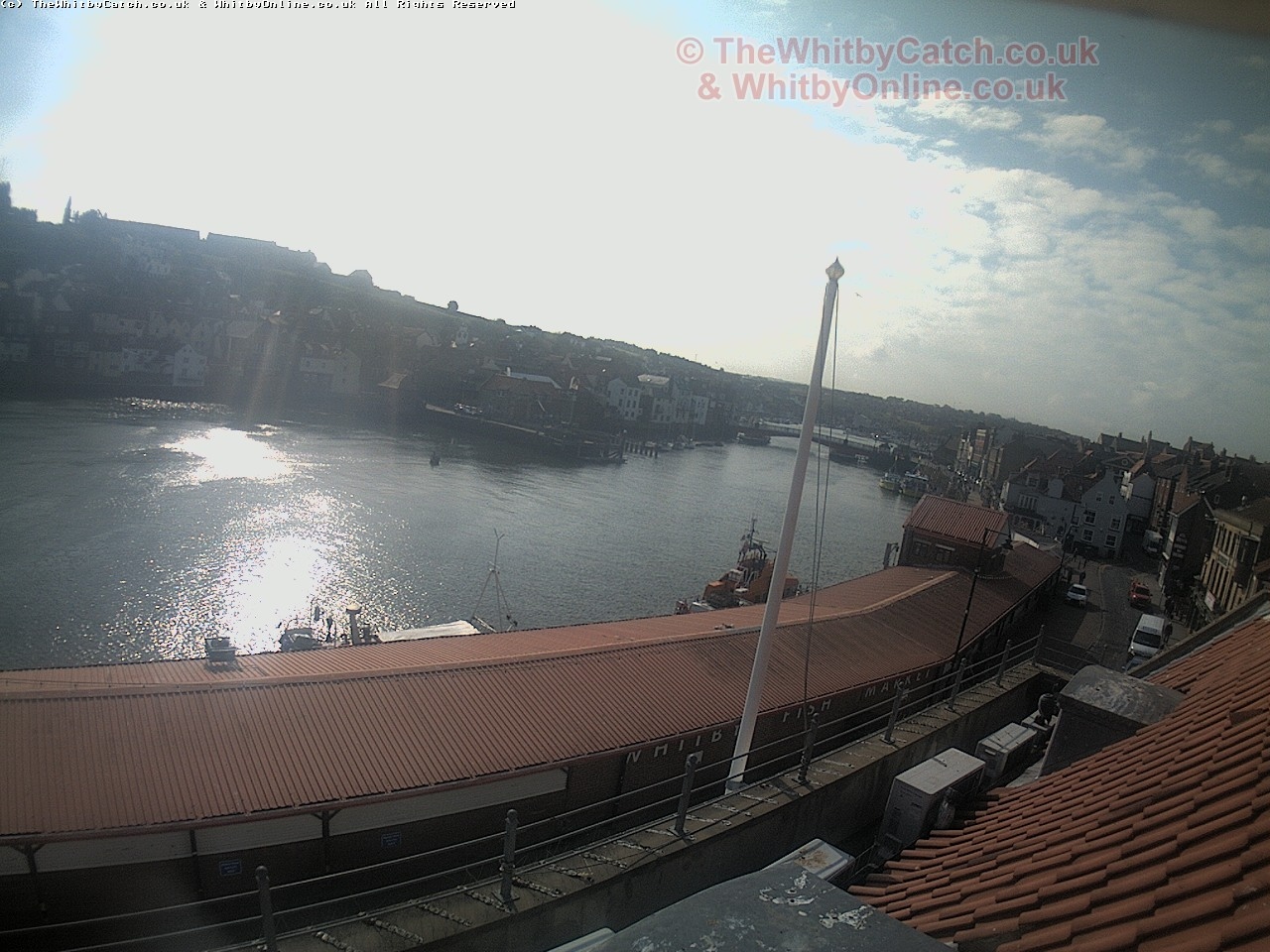 Whitby Sun 30th April 2017 09:33.