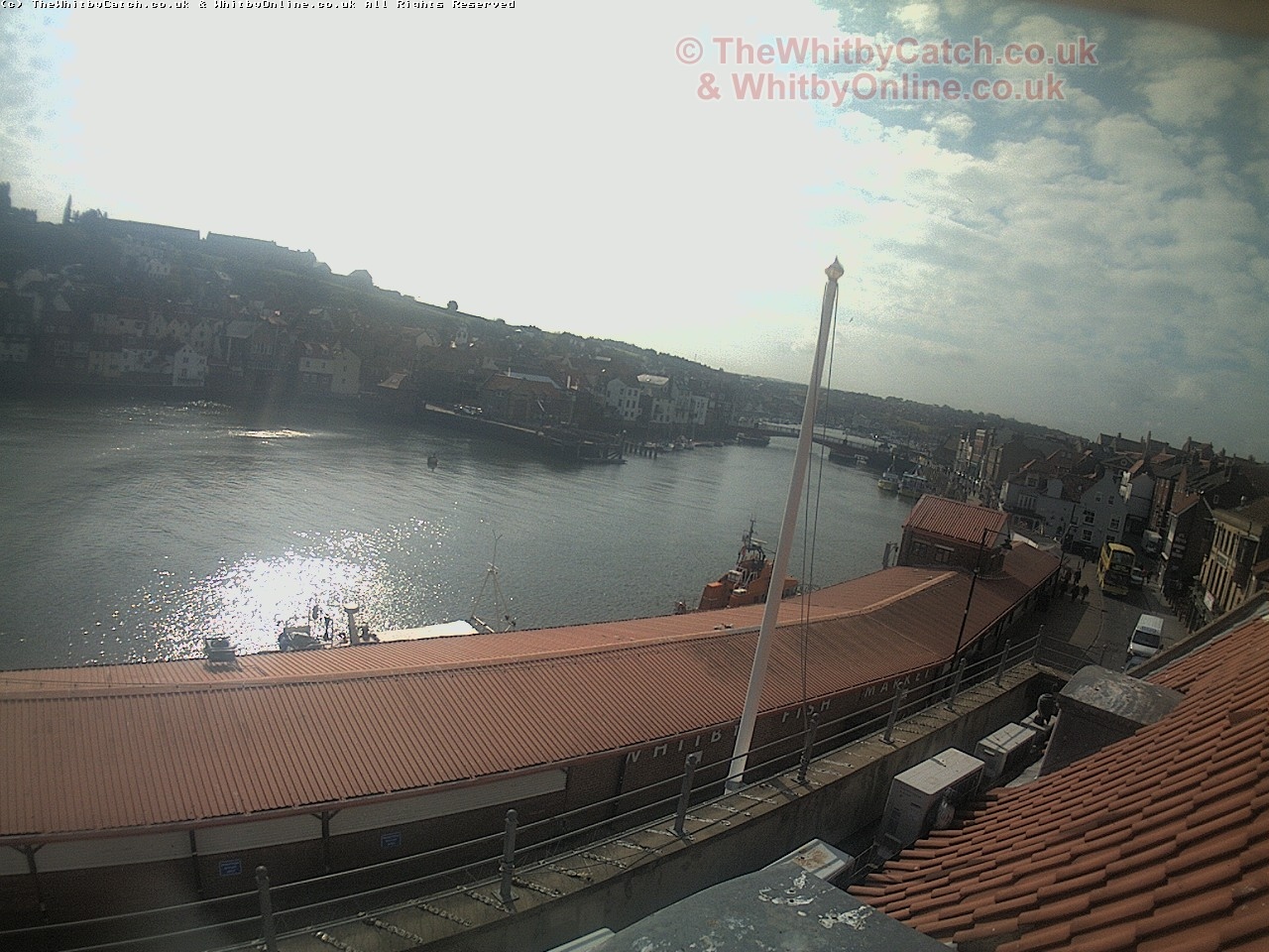 Whitby Sun 30th April 2017 09:38.