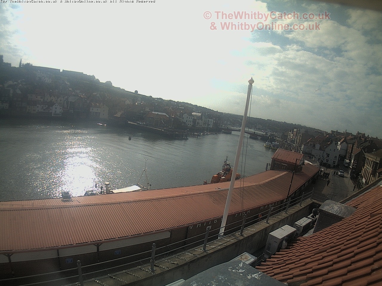 Whitby Sun 30th April 2017 09:40.