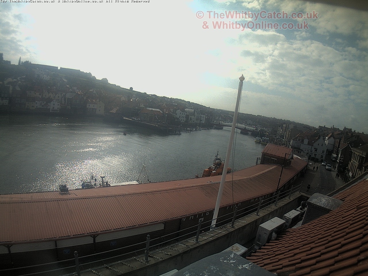 Whitby Sun 30th April 2017 09:41.