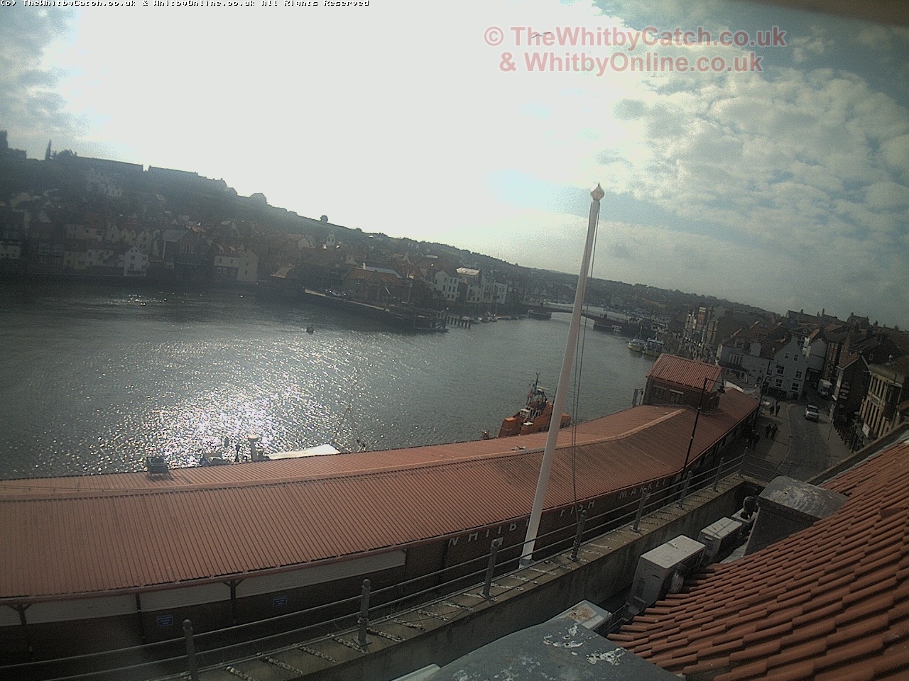 Whitby Sun 30th April 2017 09:42.