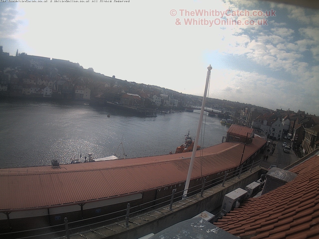 Whitby Sun 30th April 2017 09:46.