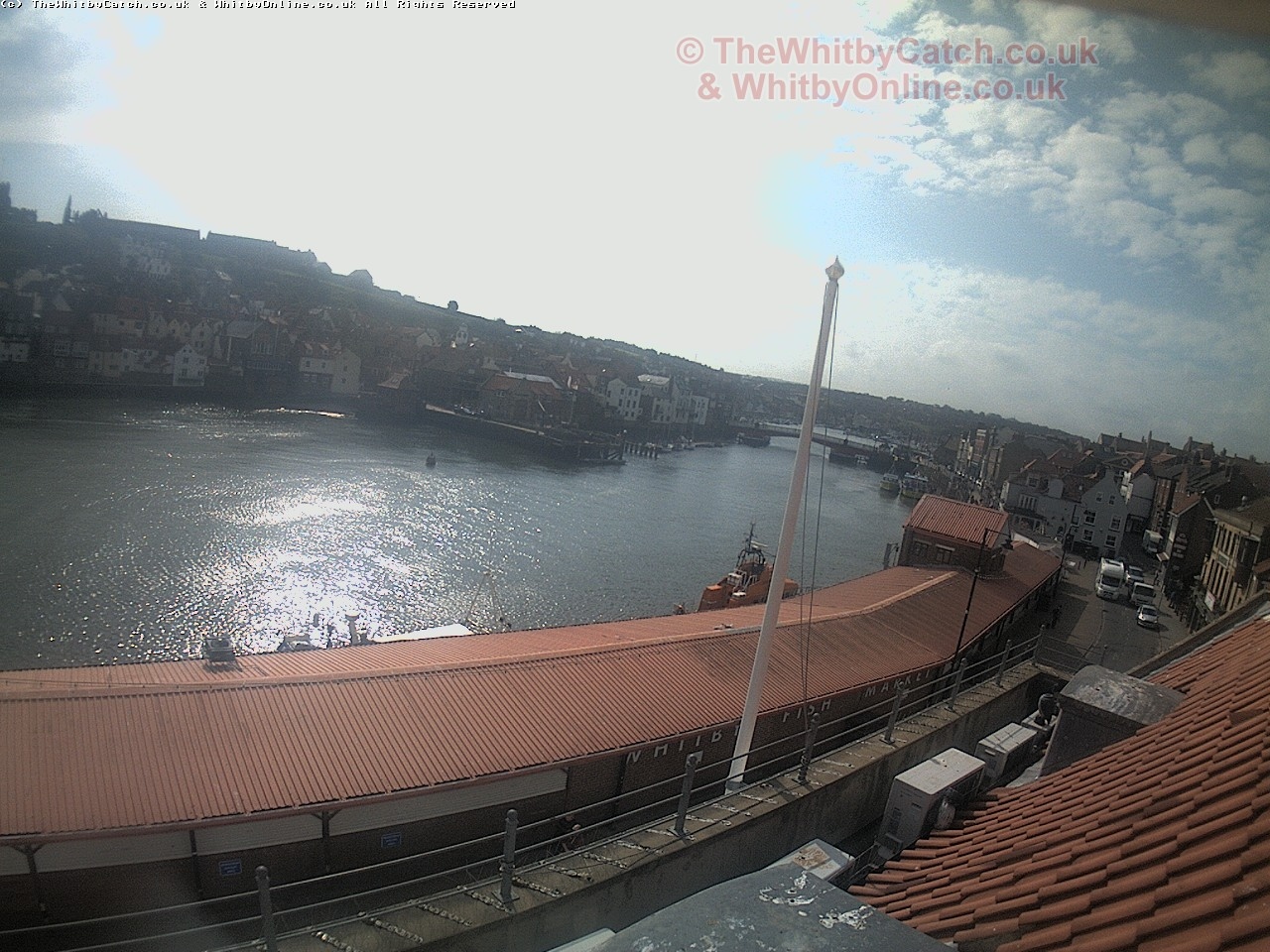 Whitby Sun 30th April 2017 09:47.