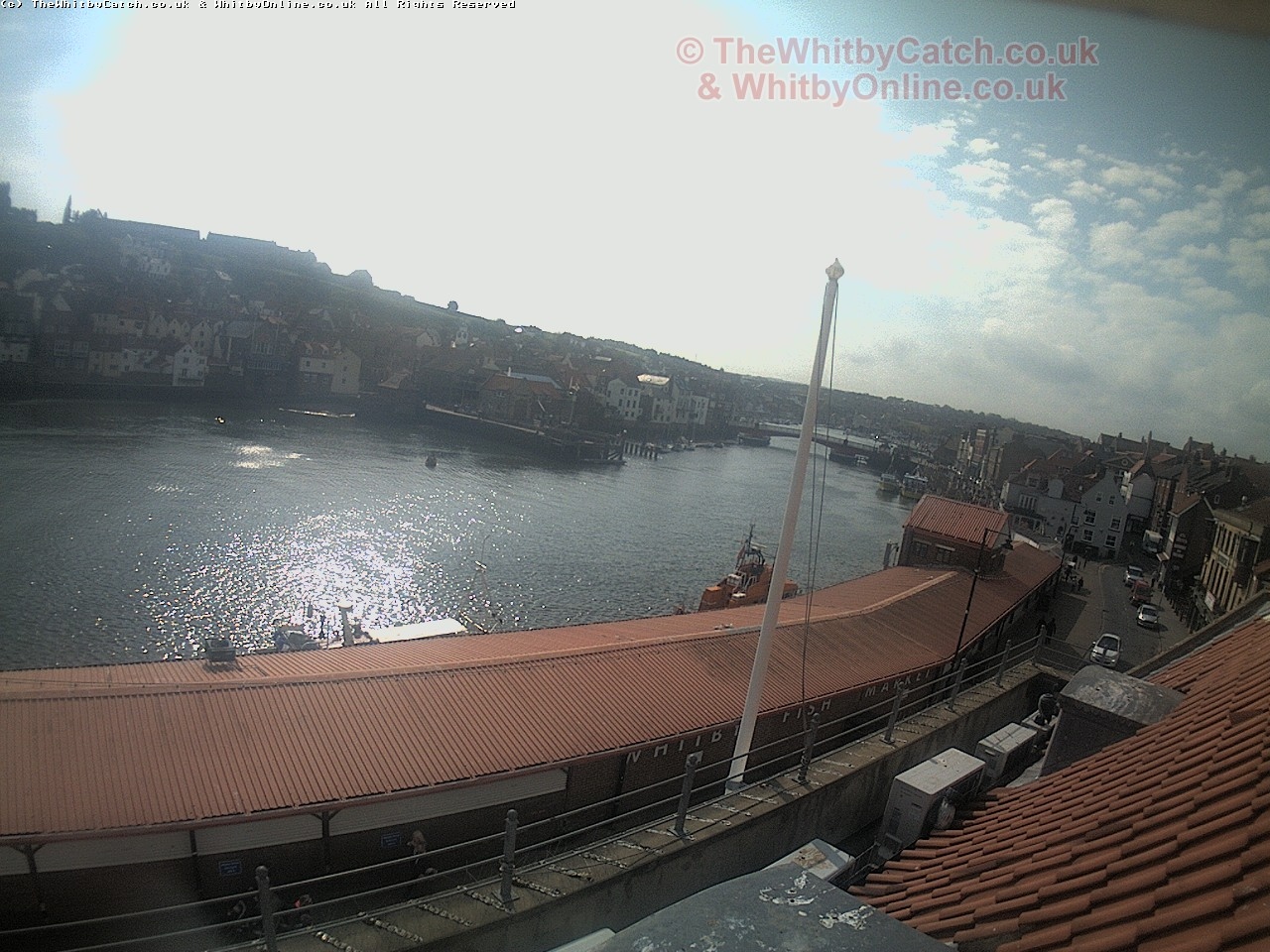 Whitby Sun 30th April 2017 09:52.