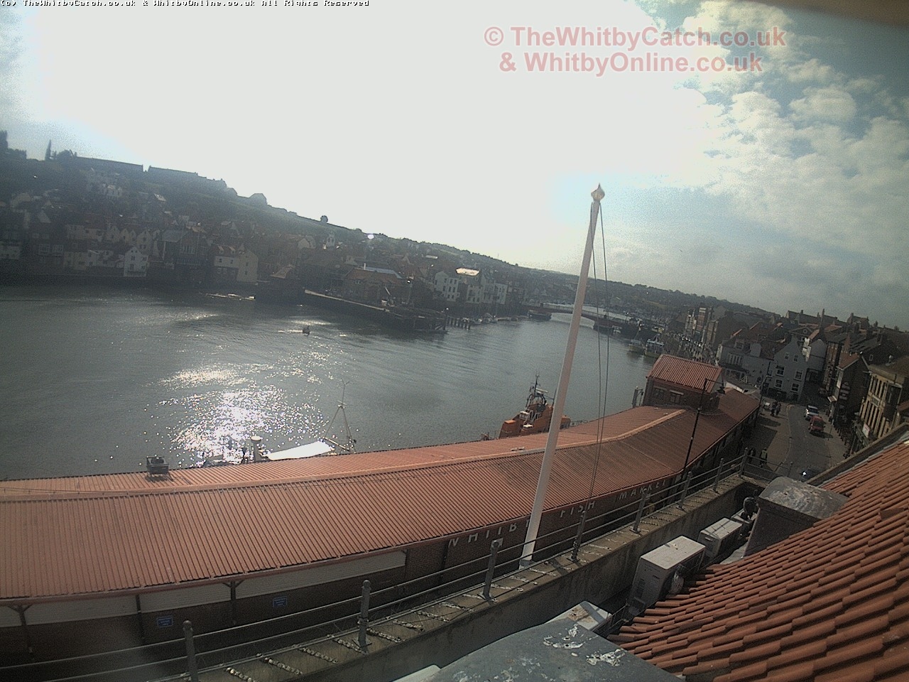 Whitby Sun 30th April 2017 09:56.