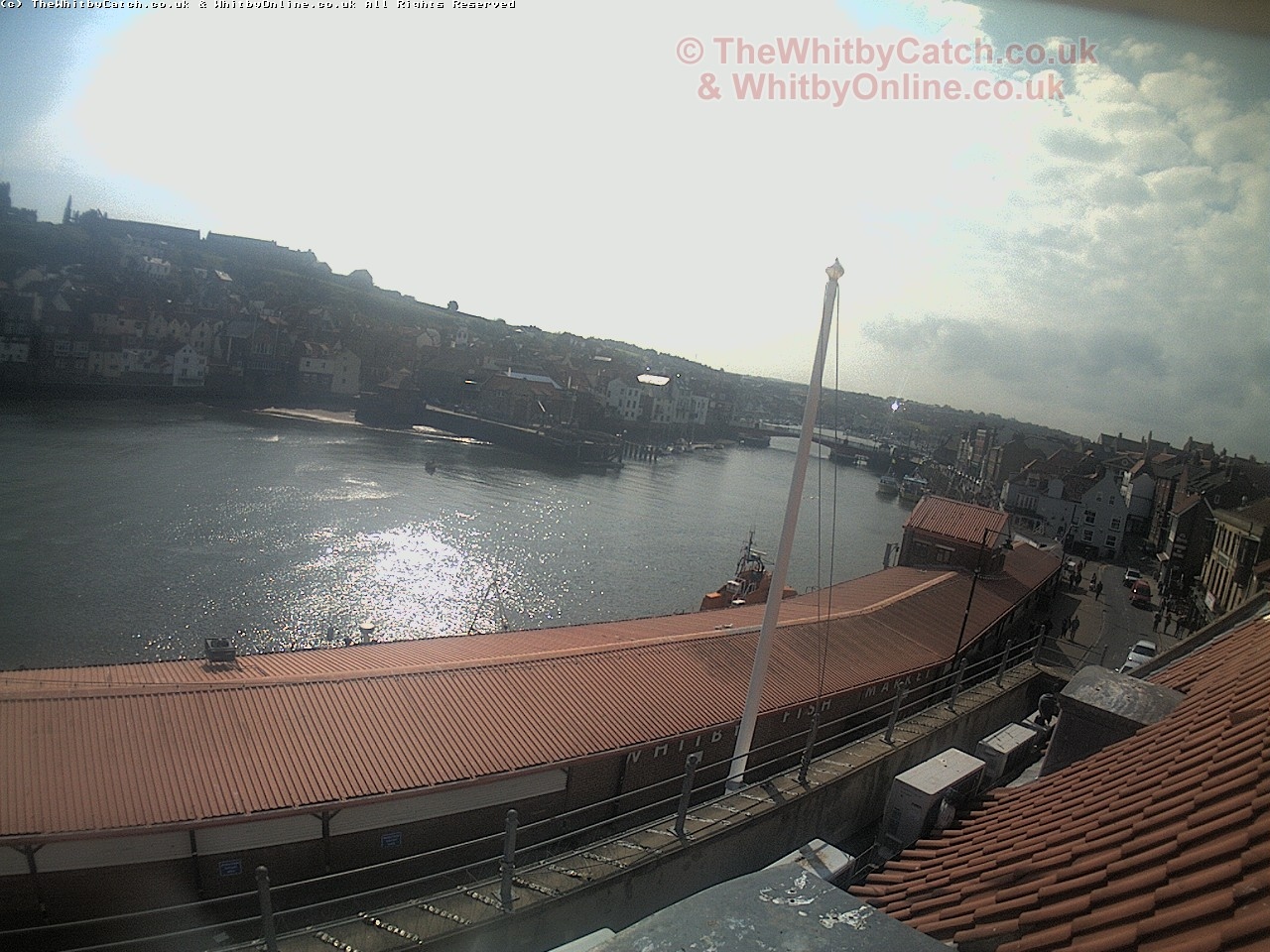 Whitby Sun 30th April 2017 10:17.