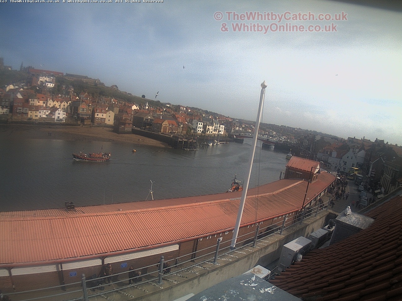 Whitby Sun 30th April 2017 15:43.